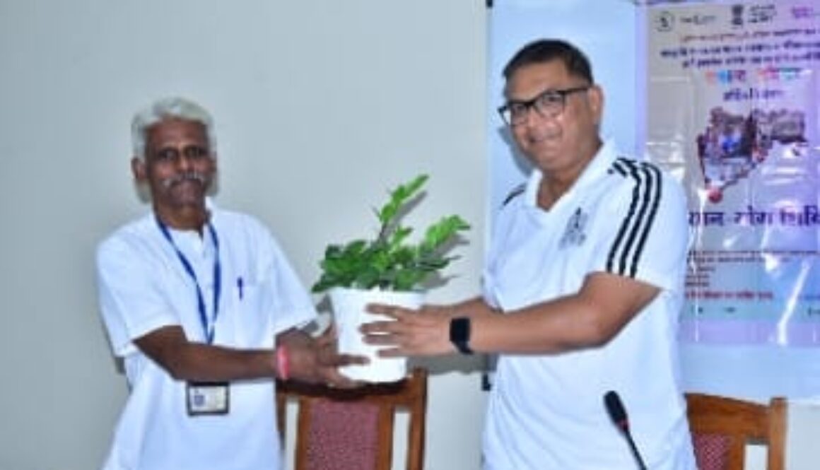 पोलीस प्रशिक्षण केंद्र नानवीज दौंड येथे हार्टफुलनेस (Heartfulness) ही ध्यान (मेडिटेशन)पद्धती आहे जी मन,शरीरआणि आत्मा यांचा समतोल या विषयावर मार्गदर्शन करण्यात आले