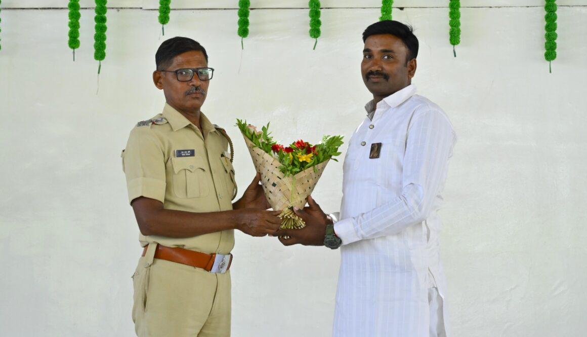 पोलीस प्रशिक्षण केंद्र नानवीज दौंड येथे श्री विकास विजयकुमार बधे यांचे छत्रपती शिवाजी महाराज यांच्या जीवन कार्य या विषयावर मार्गदर्शन करण्यात आले